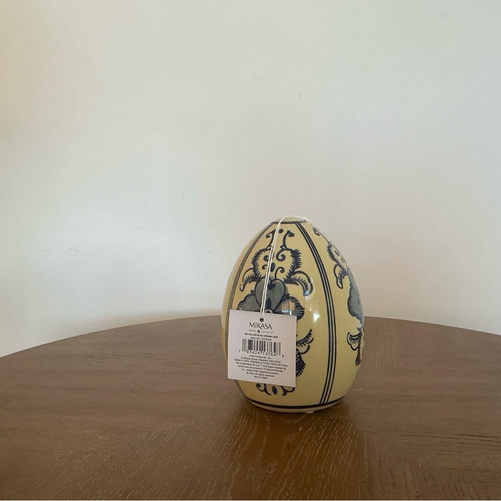 Vintage Hand-Painted Ceramic Decorative Egg | Blue Floral Design - Picture 3 of 4